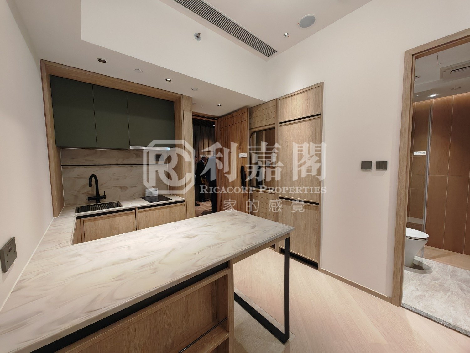 LE MONT Tai Po 1667036 For Buy